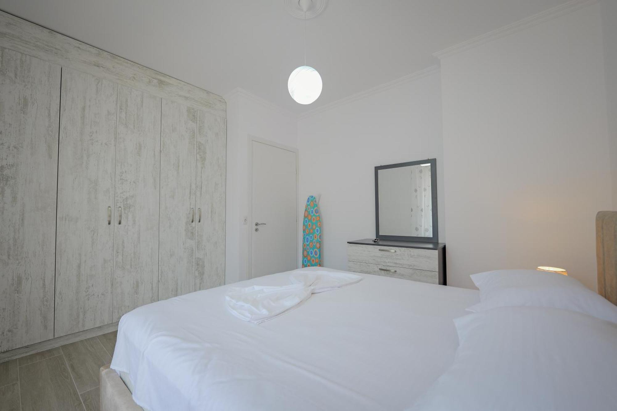 Aldisen Apartment Sarande Exterior photo