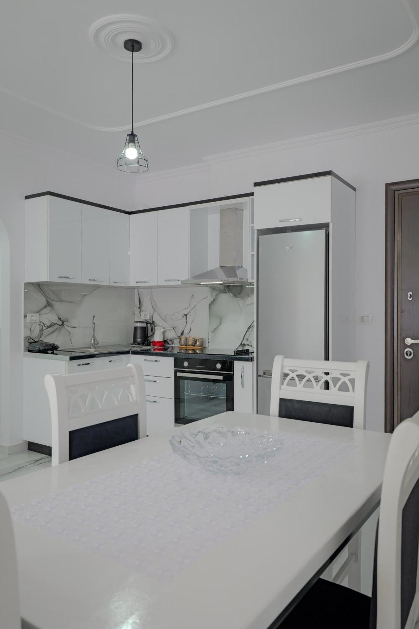Aldisen Apartment Sarande Exterior photo