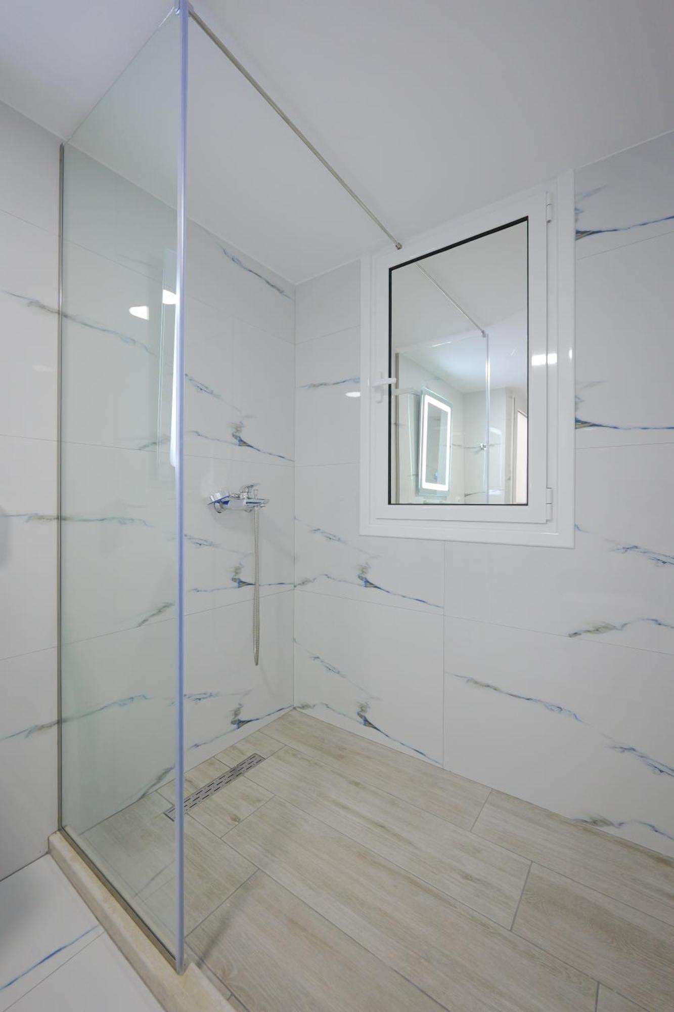 Aldisen Apartment Sarande Exterior photo